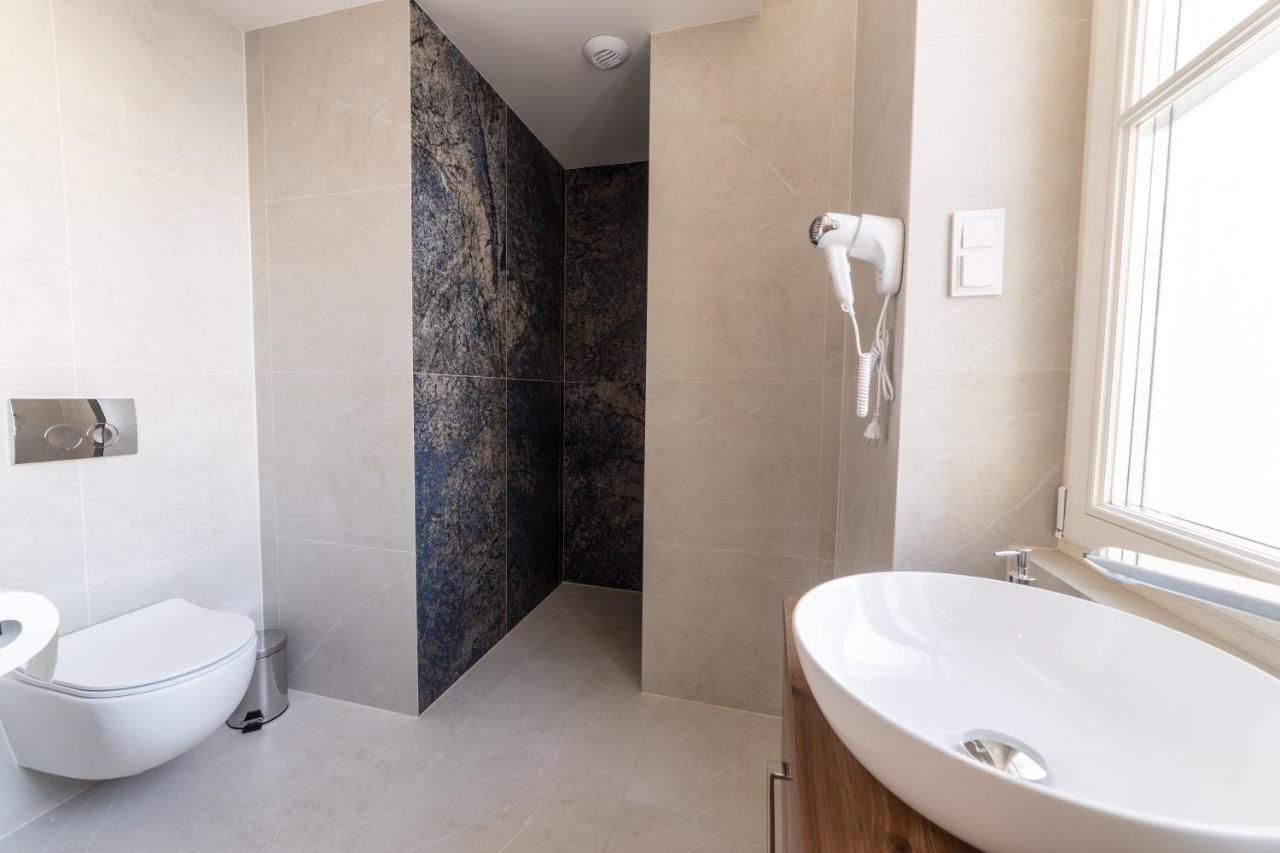 Milu Apartments Sebastiana Krakkó Kültér fotó